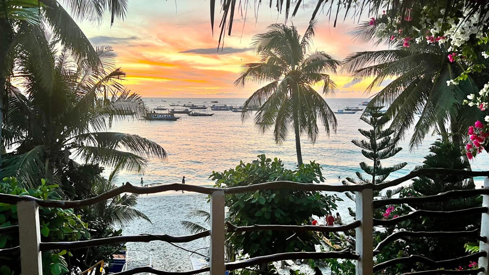 Kaiyana Boracay Beach Resort Manoc-Manoc エクステリア 写真
